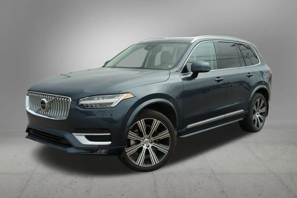 2025 Volvo XC90 Plus AWD photo 1