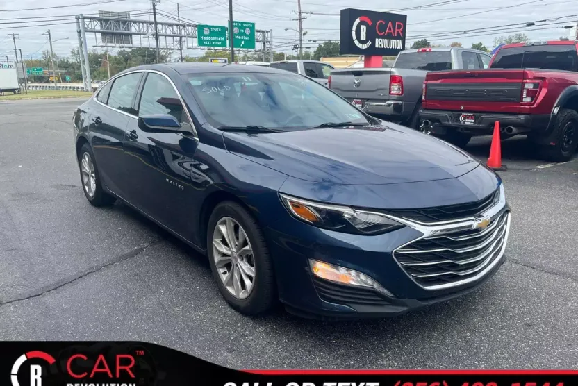 2022 Chevrolet Malibu 1LT photo 1
