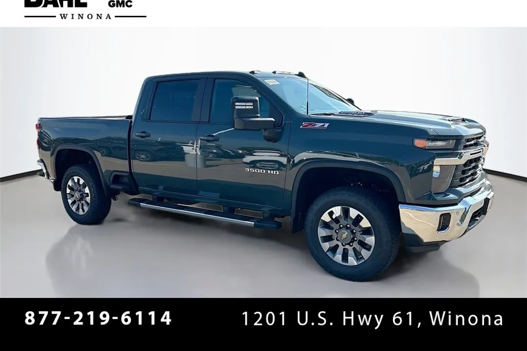 2025 Chevrolet Silverado 3500HD LT photo 1