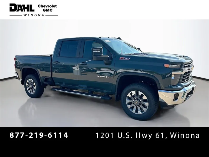 2025 Chevrolet Silverado 3500HD LT photo 1
