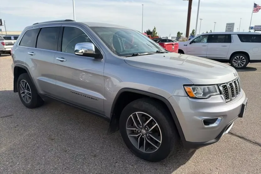 2018 Jeep Grand Cherokee Limited photo 1