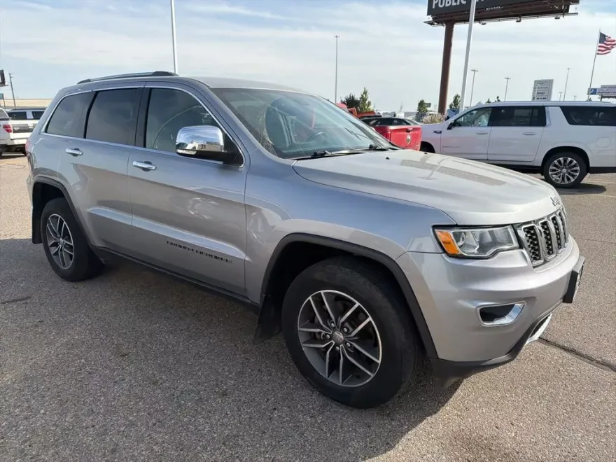2018 Jeep Grand Cherokee Limited photo 1