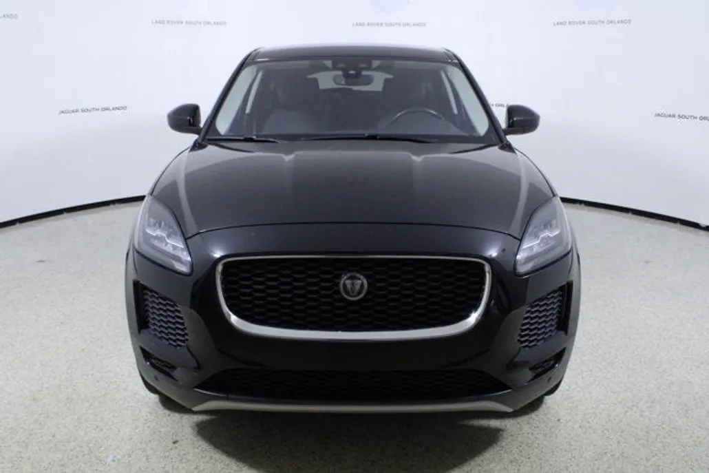 2018 Jaguar E-PACE SE P250 photo 1