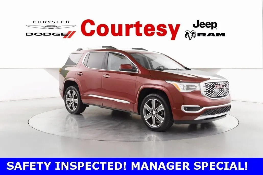 2017 Gmc Acadia Denali photo 1