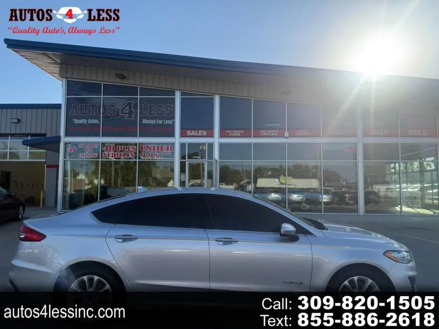 2019 Ford Fusion Hybrid SE photo 1
