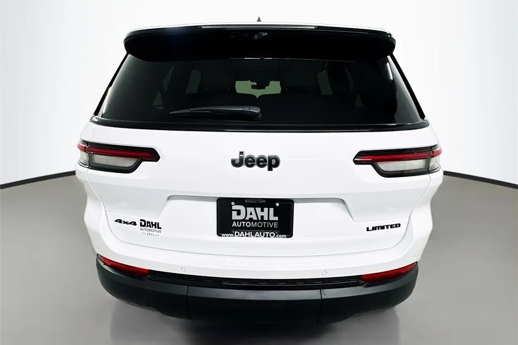 2025 Jeep Grand Cherokee Limited photo 1