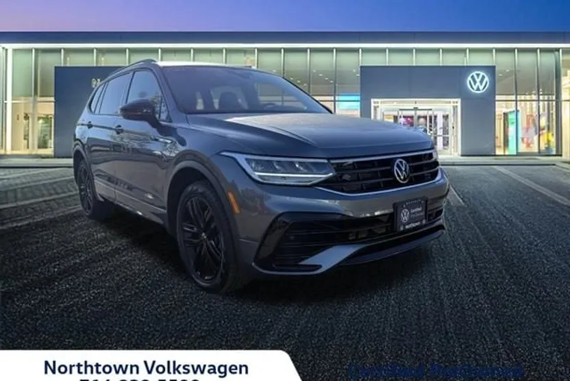2022 Volkswagen Tiguan SE R-Line Black photo 1