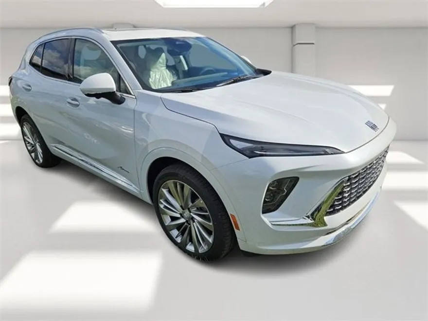 2025 Buick Envision Avenir photo 1