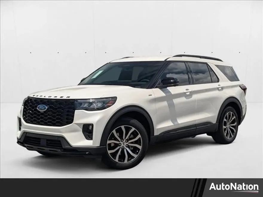 2025 Ford Explorer ST-Line photo 1