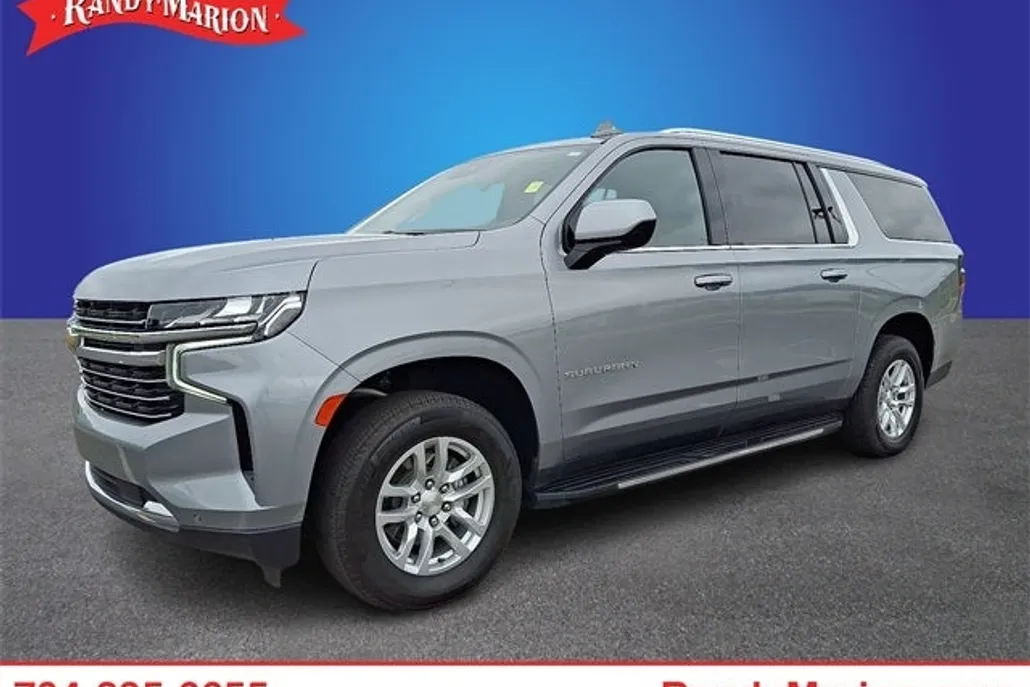 2024 Chevrolet Suburban LT photo 1