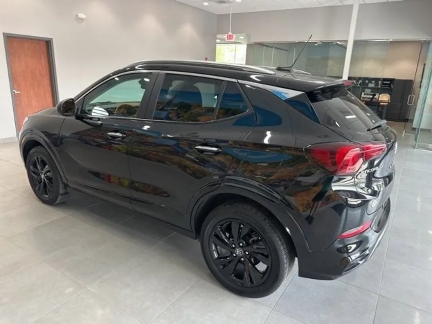 2024 Buick Encore GX Sport Touring photo 1