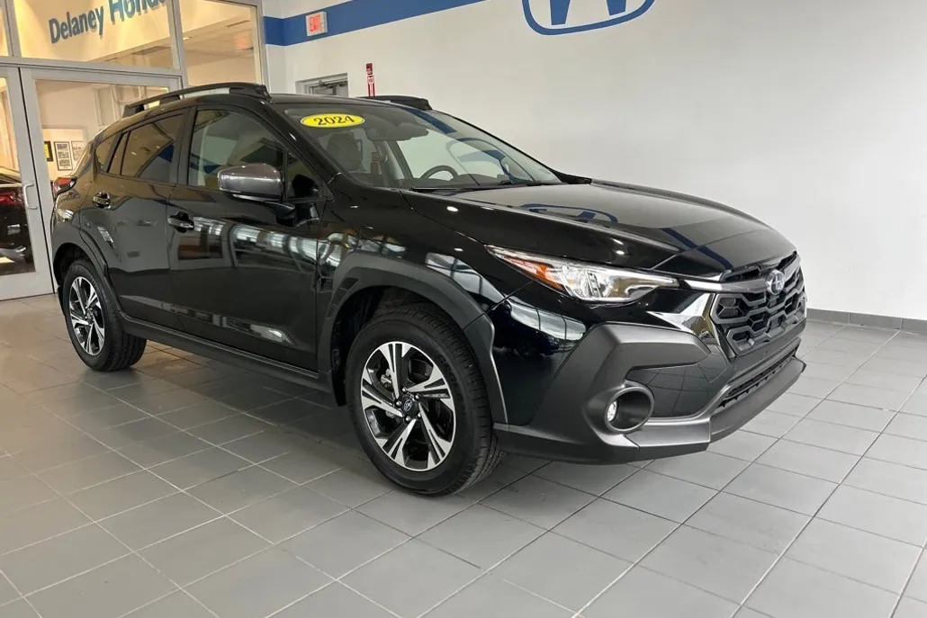 2024 Subaru Crosstrek Premium photo 1