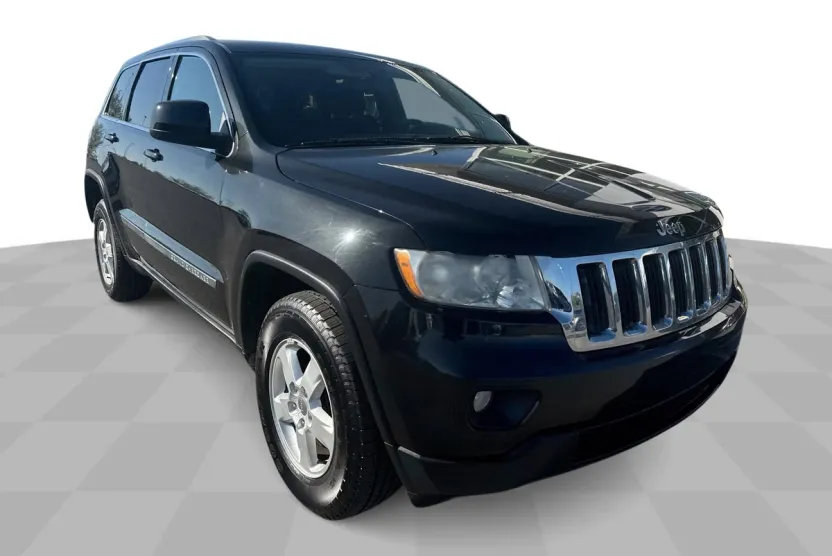 2012 Jeep Grand Cherokee Laredo photo 1