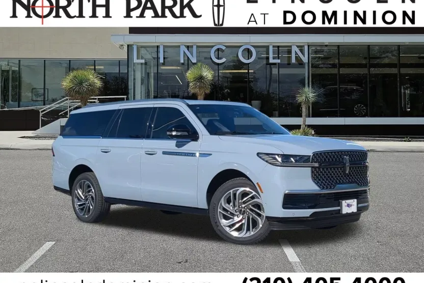 2025 Lincoln Navigator L Reserve photo 1