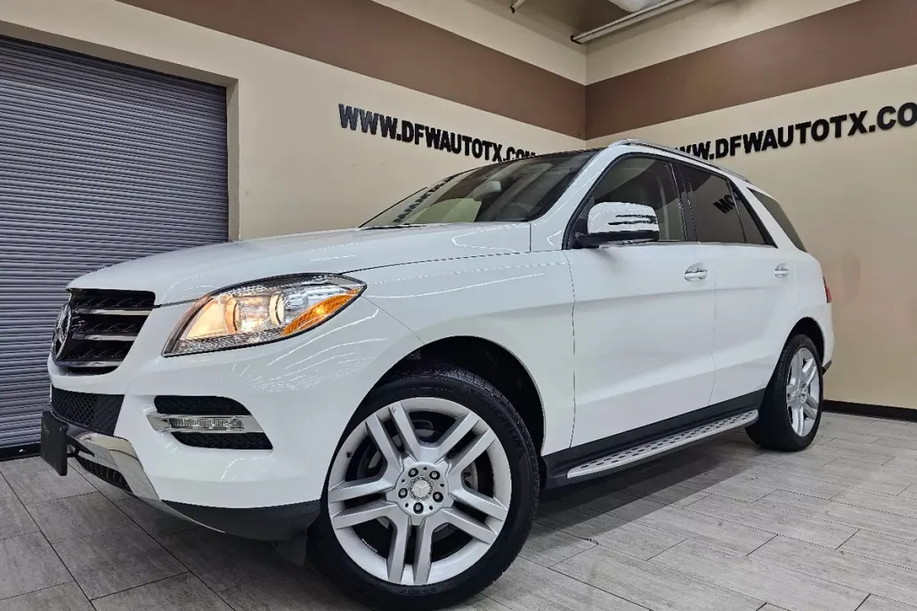 2015 Mercedes Benz ML 350 4MATIC photo 1