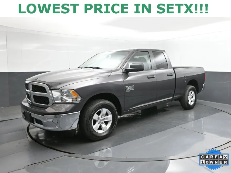 2024 Ram 1500 Classic SLT photo 1