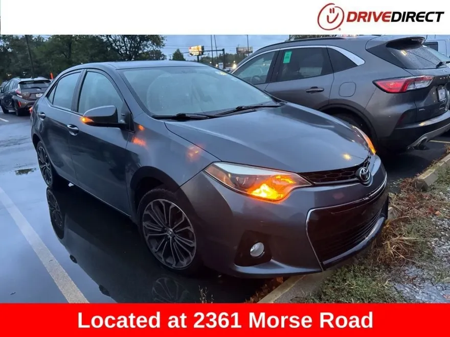 2015 Toyota Corolla Plus photo 1