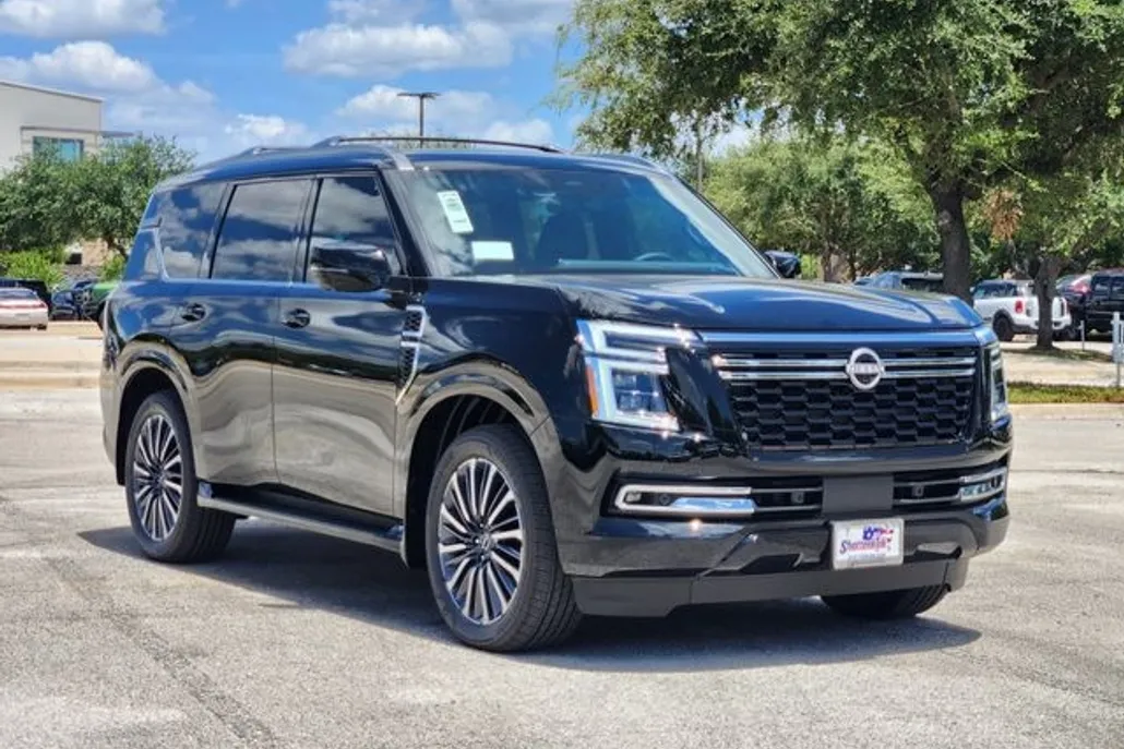 2025 Nissan Armada Platinum Reserve photo 1