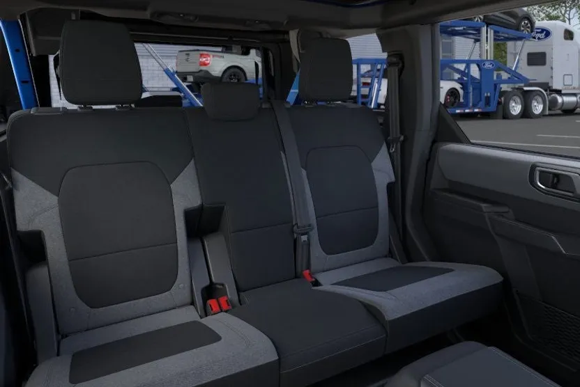2025 Ford Bronco Big Bend photo 1