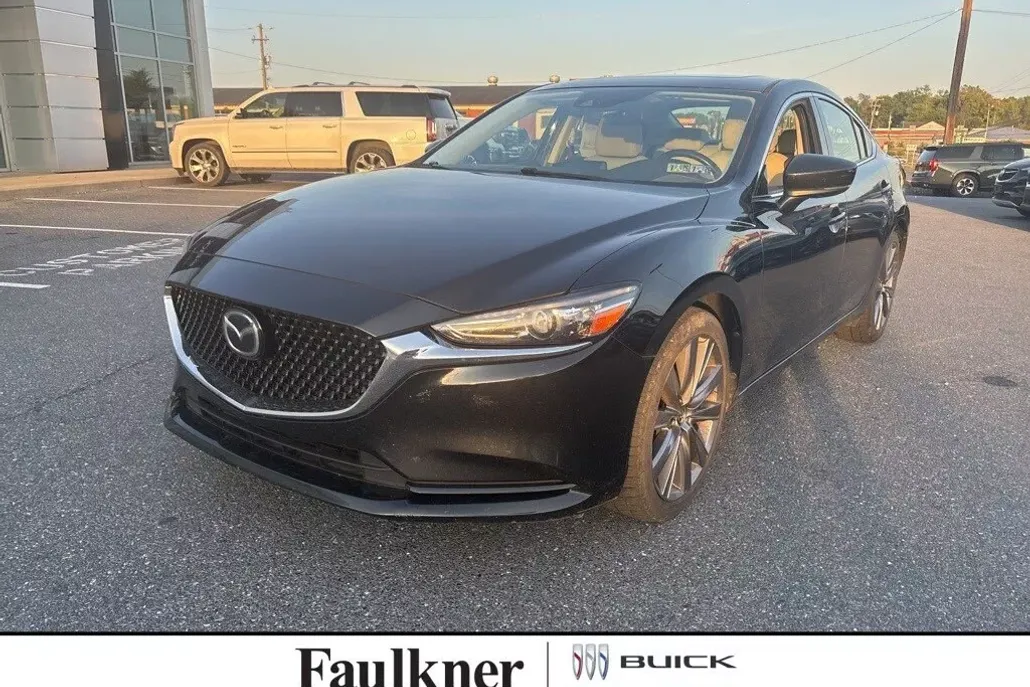 2018 Mazda Mazda6 Touring photo 1