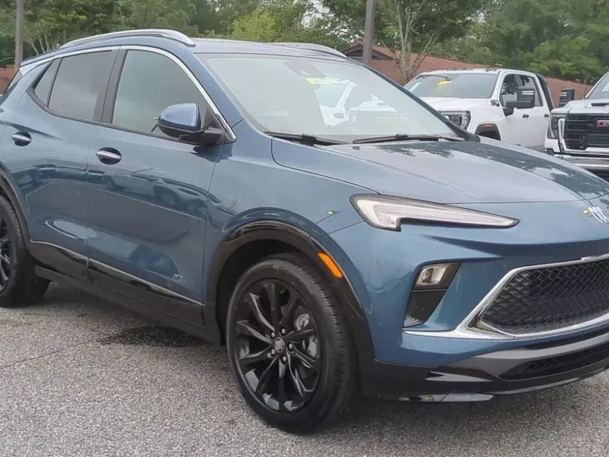 2026 Buick Encore Sport Touring photo 1