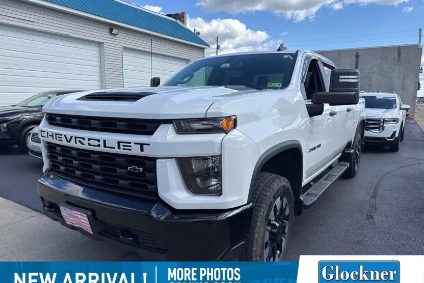 2020 Chevrolet Silverado 2500HD Custom photo 1