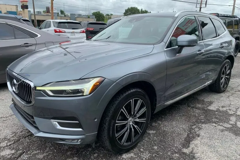 2019 Volvo XC60 T5 Inscription photo 1