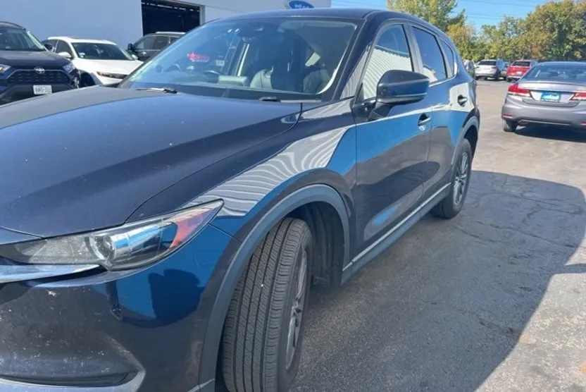 2020 Mazda CX-5 Touring photo 1