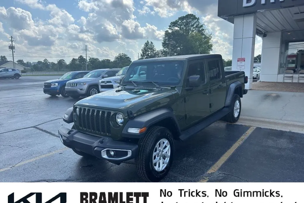 2023 Jeep Gladiator Sport S photo 1