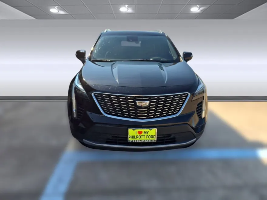 2021 Cadillac XT4 Premium Luxury photo 1