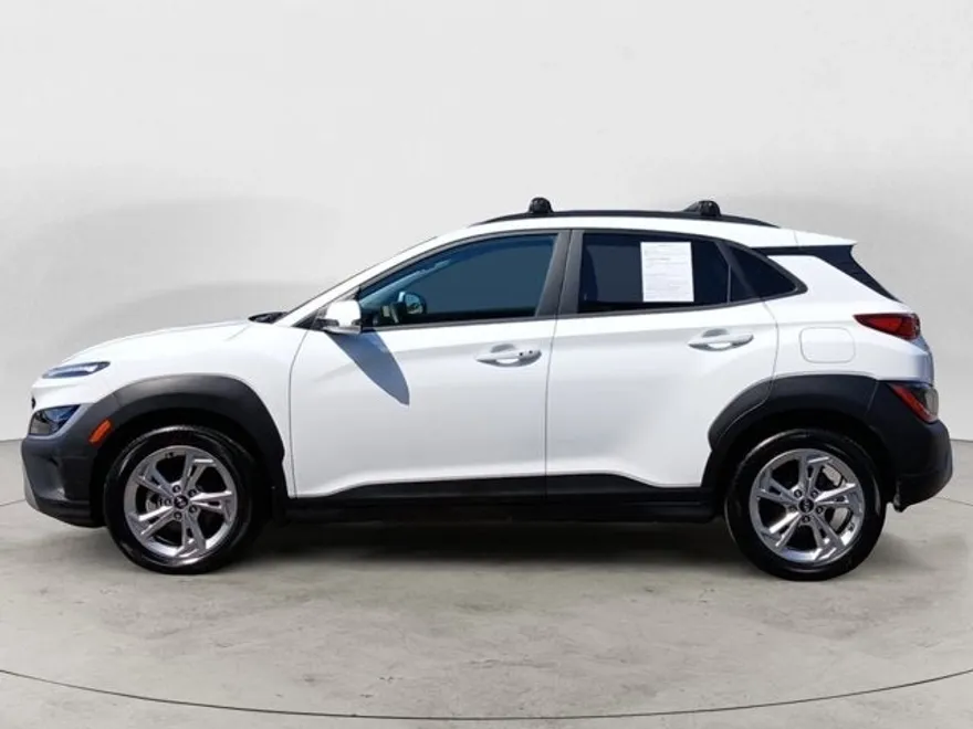 2023 Hyundai Kona SEL photo 1
