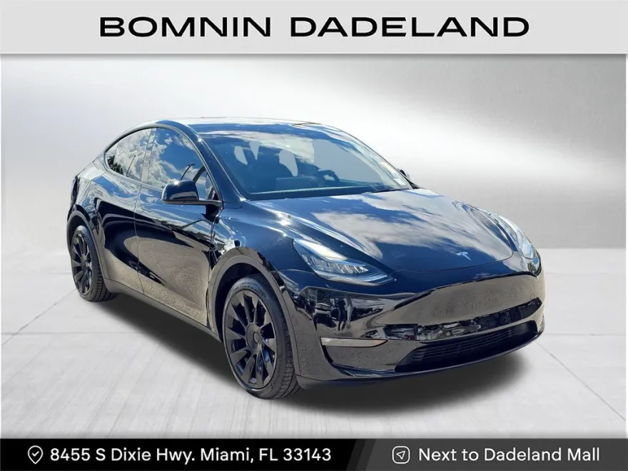 2021 Tesla Model Y Long Range photo 1