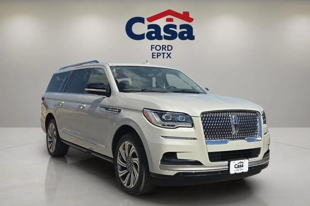 2024 Lincoln Navigator L Reserve photo 1