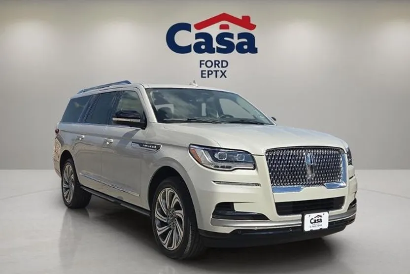2024 Lincoln Navigator L Reserve photo 1