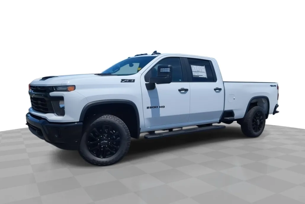 2025 Chevrolet Silverado 2500HD Custom photo 1