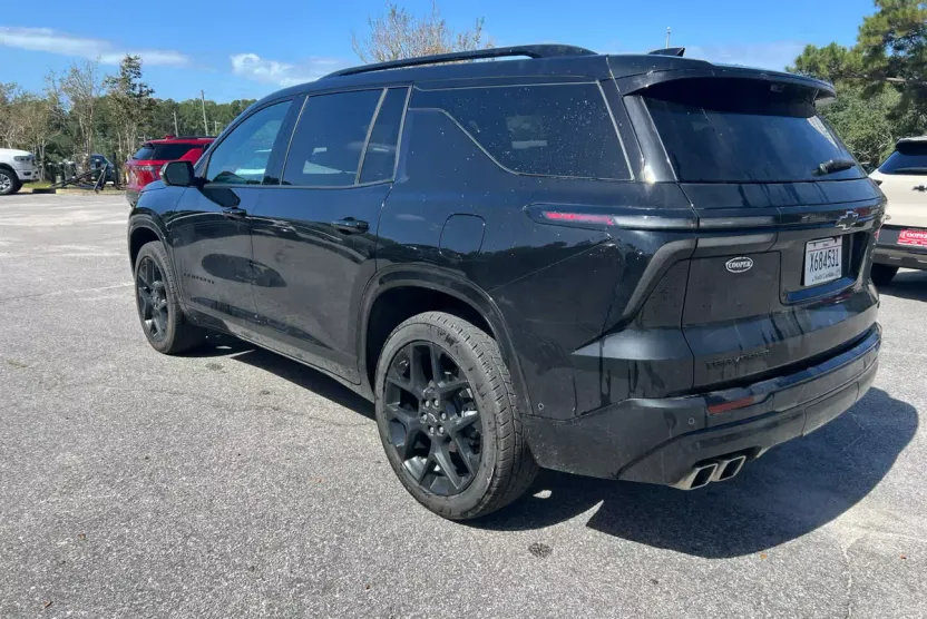 2024 Chevrolet Traverse RS photo 1