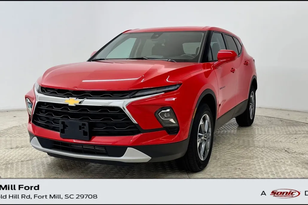 2023 Chevrolet Blazer 2LT photo 1