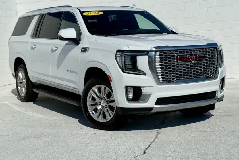 2024 Gmc Yukon XL Denali photo 1