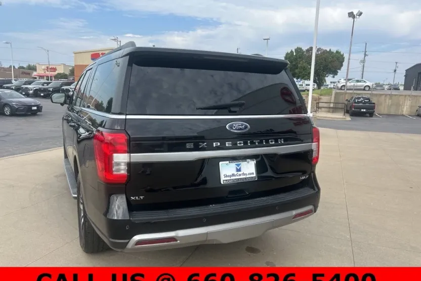2023 Ford Expedition MAX XLT photo 1