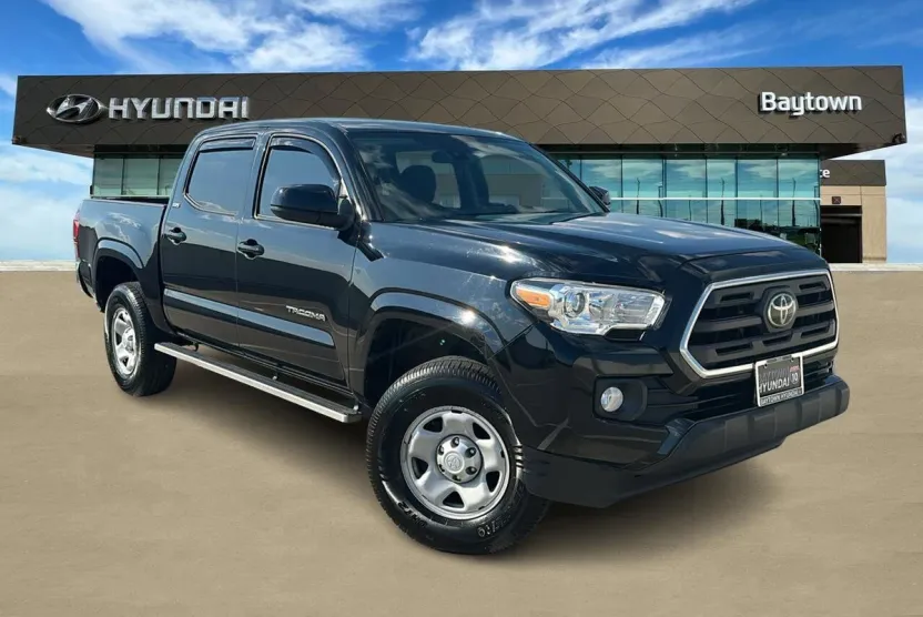 2019 Toyota Tacoma SR5 photo 1
