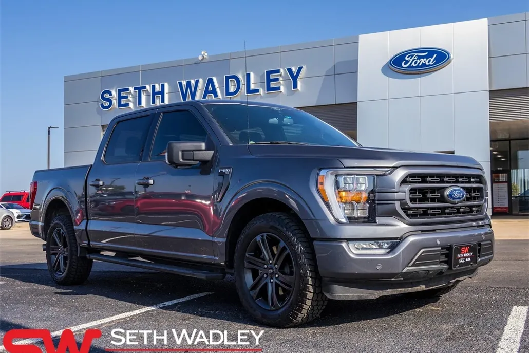 2021 Ford F-150 XLT photo 1