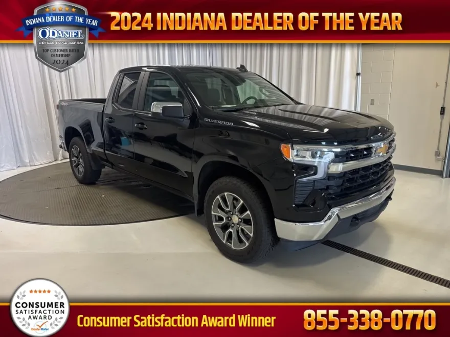 2024 Chevrolet Silverado 1500 LT photo 1