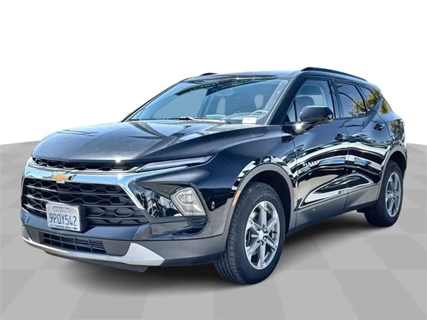 2025 Chevrolet Blazer 2LT photo 1