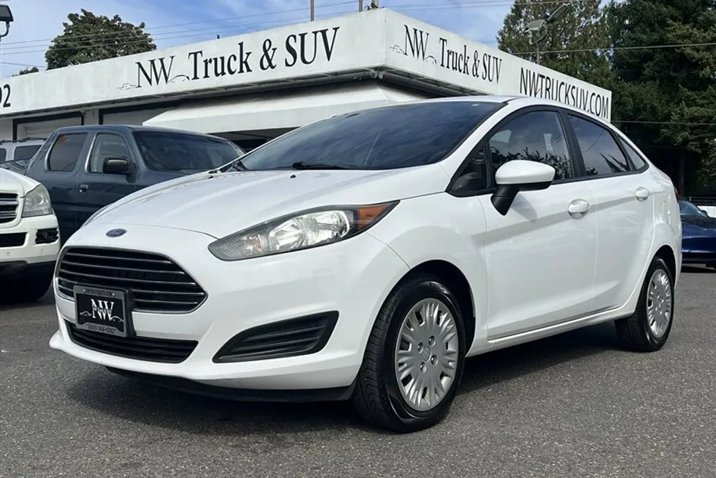 2019 Ford Fiesta S photo 1