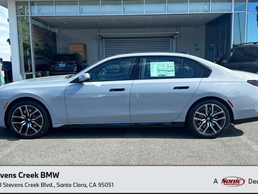 2025 Bmw 760i xDrive photo 1