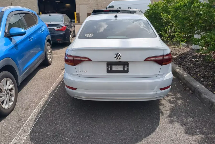 2019 Volkswagen Jetta 1.4T SEL photo 1