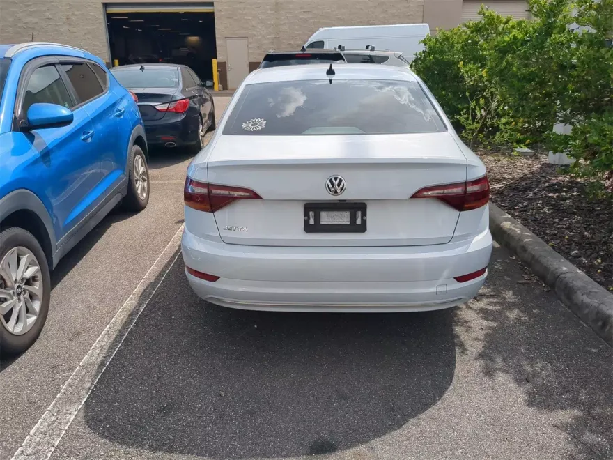 2019 Volkswagen Jetta 1.4T SEL photo 1