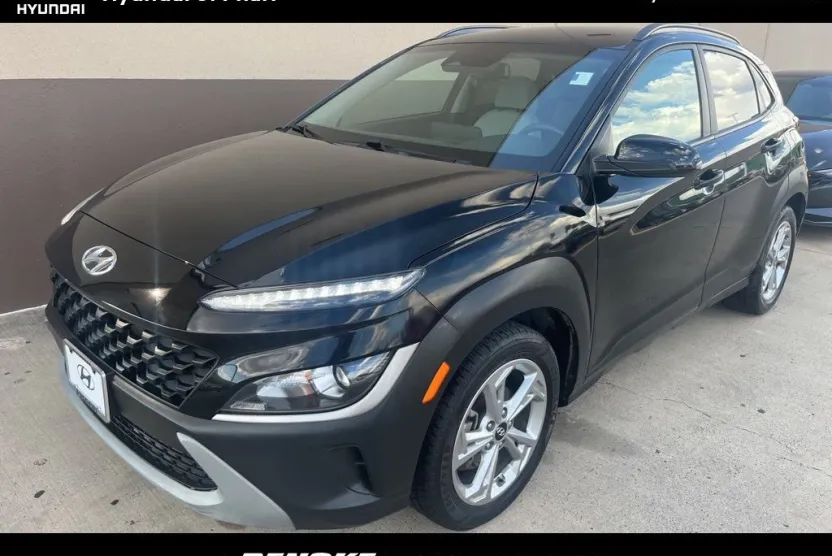 2023 Hyundai Kona SEL photo 1
