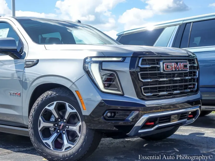2025 Gmc Yukon AT4 photo 1