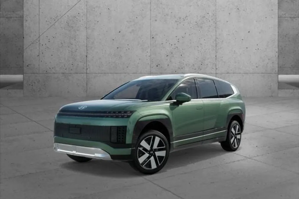 2026 Hyundai Ioniq SEL photo 1